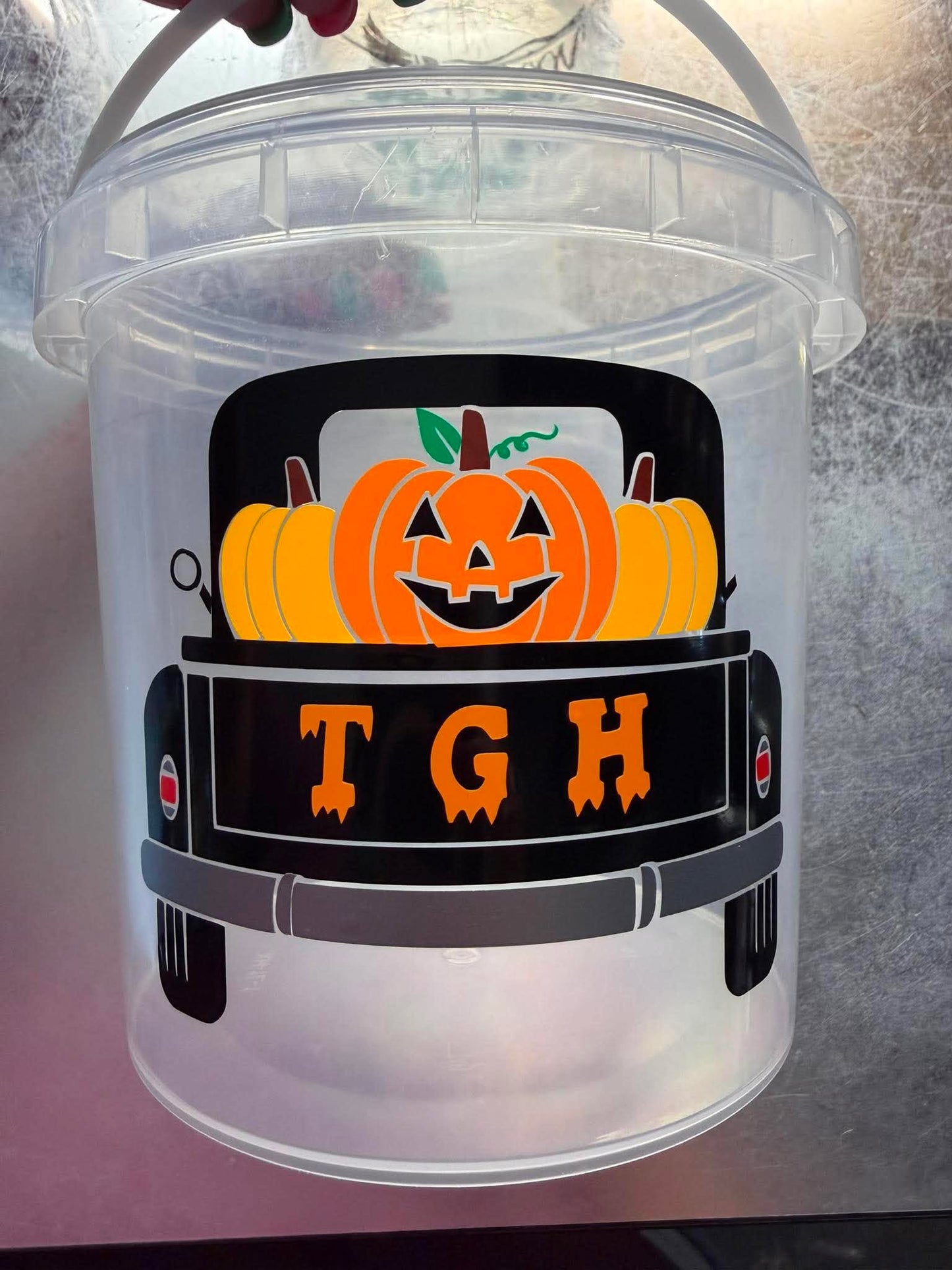 1 1/2 lb Halloween Bucket