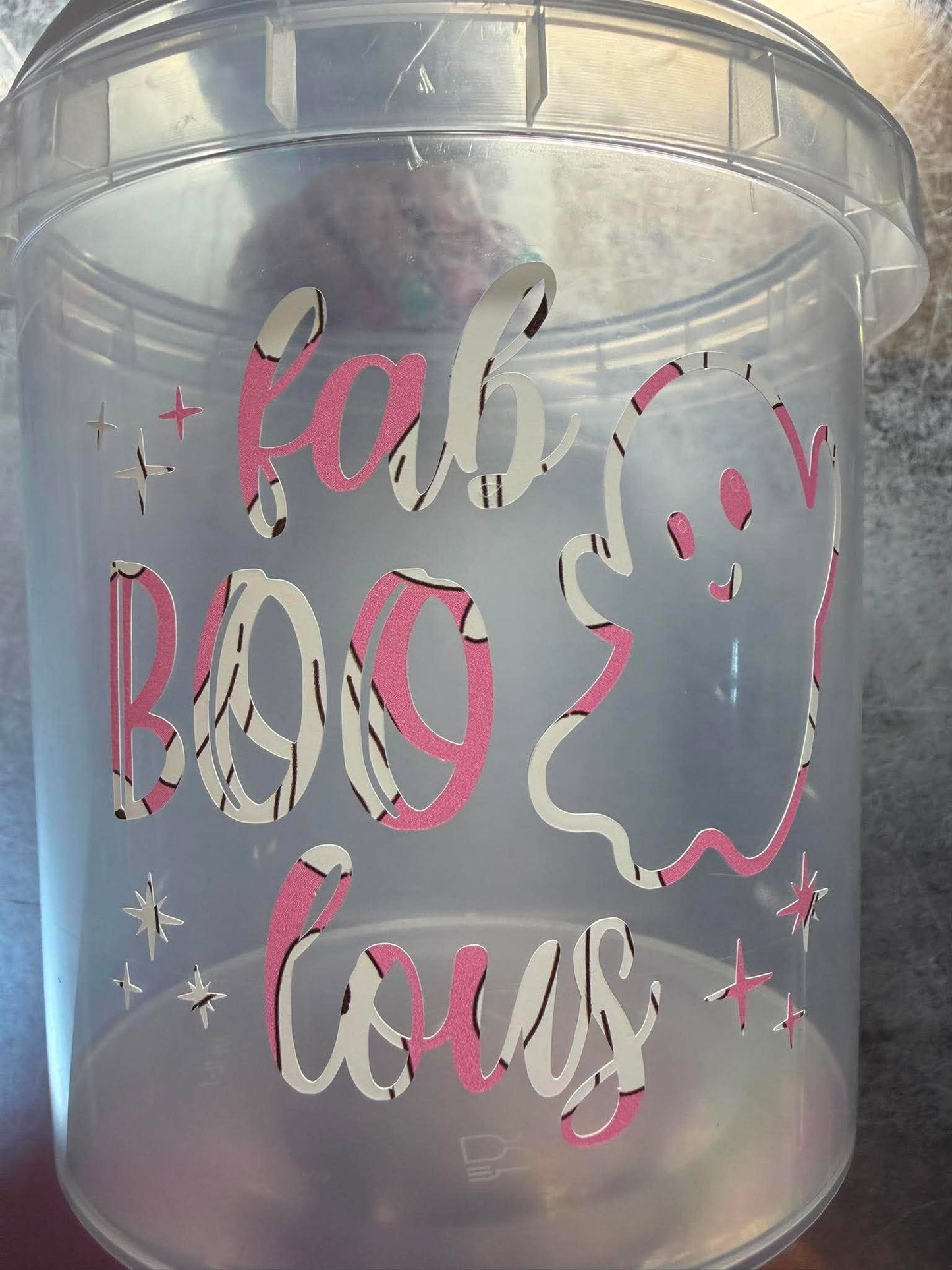 1 1/2 lb Halloween Bucket