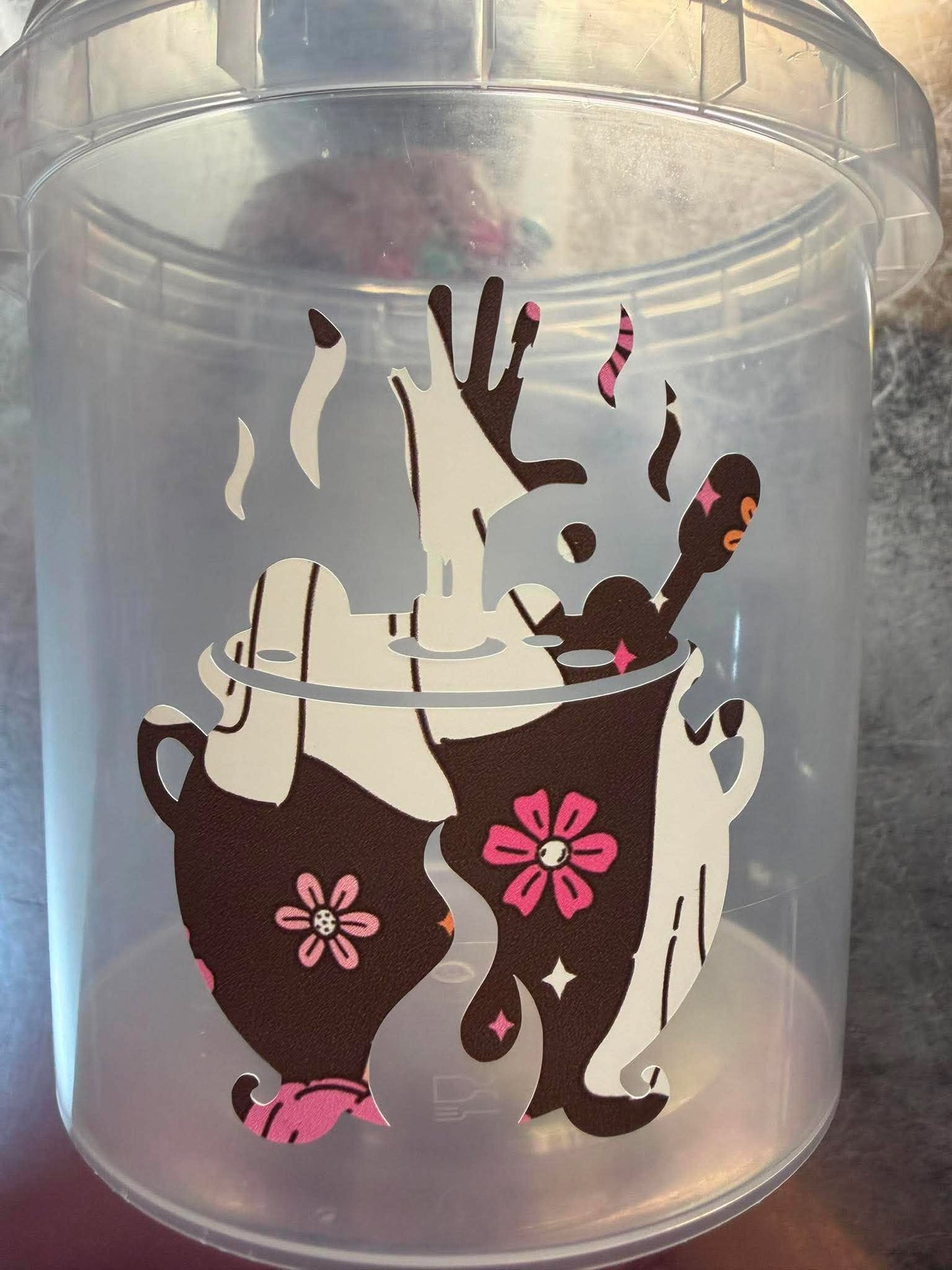 1 1/2 lb Halloween Bucket
