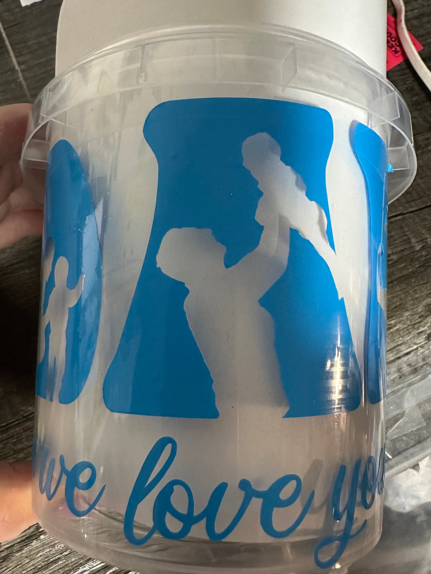 1 1/2lb Fathers Day Bucket