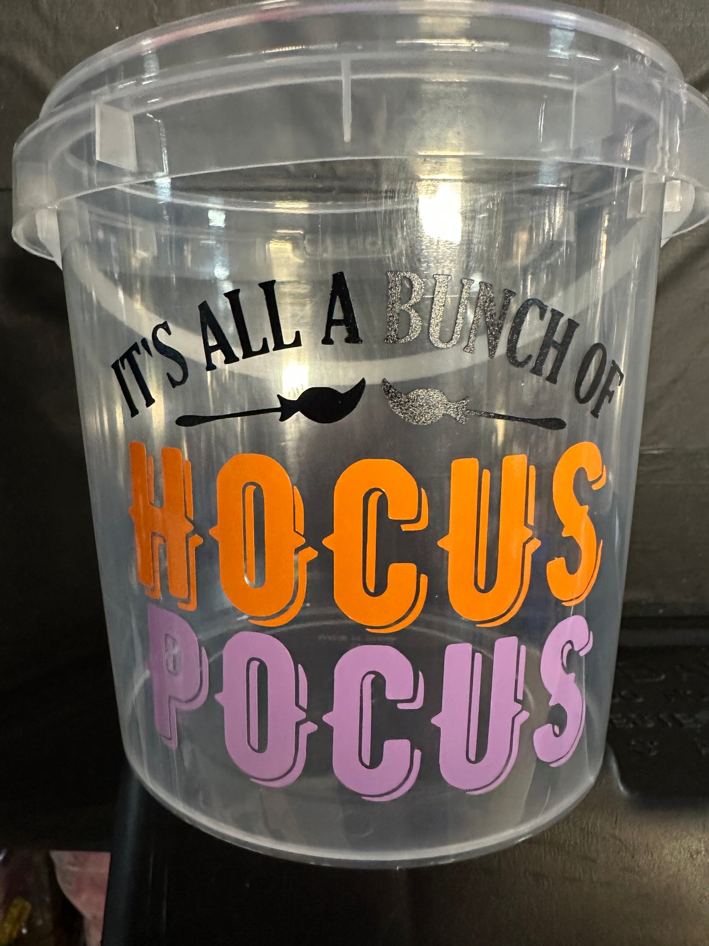 1 1/2 lb Halloween Bucket